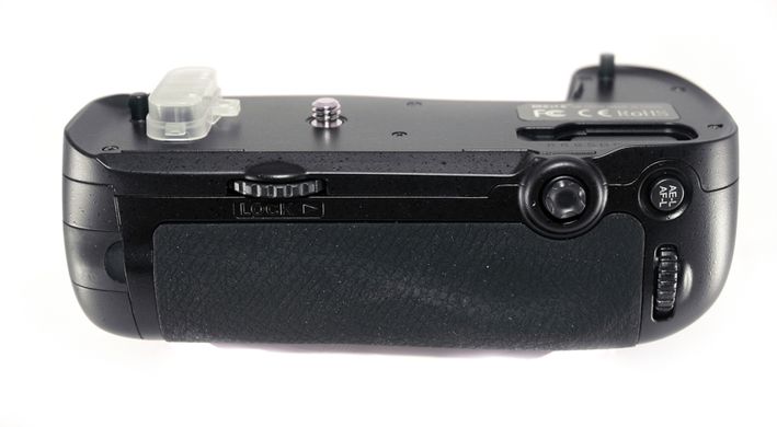 Купити Батарейний блок Meike Nikon D750 (MK-DR750 MB-D16) (DV00BG0051) в Україні