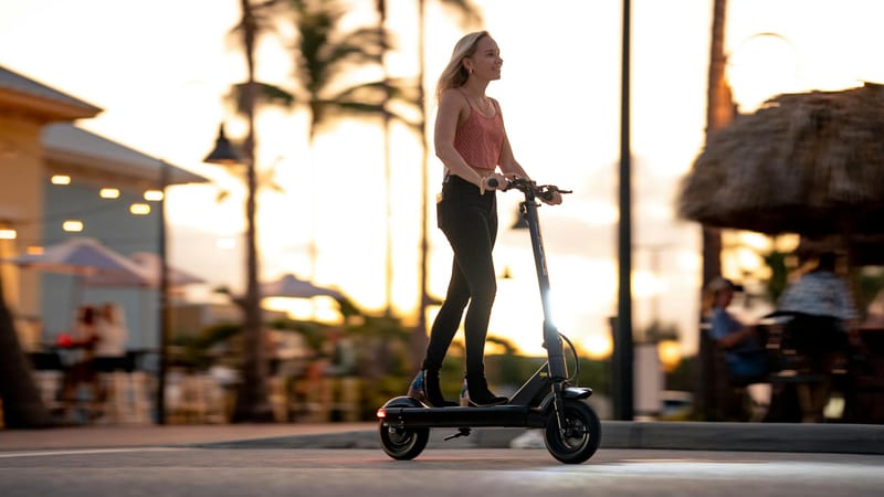 electric scooter street ride — приклад для огляду, фото 3