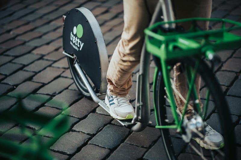 самокат для дорослих. Електросамокати — ілюстрація до статті