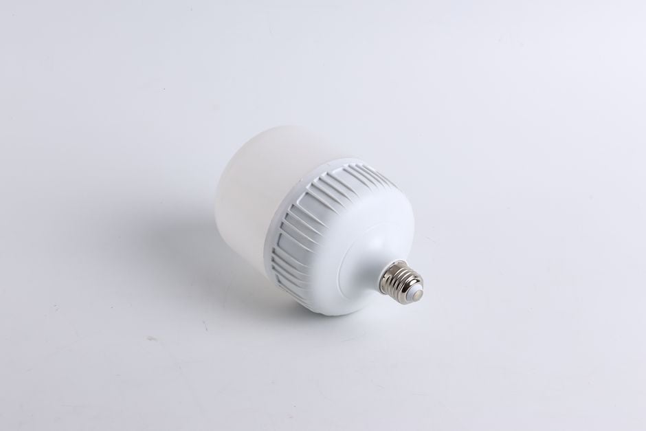 Топ LED-лампи E27 для заміни люмінесцентних
